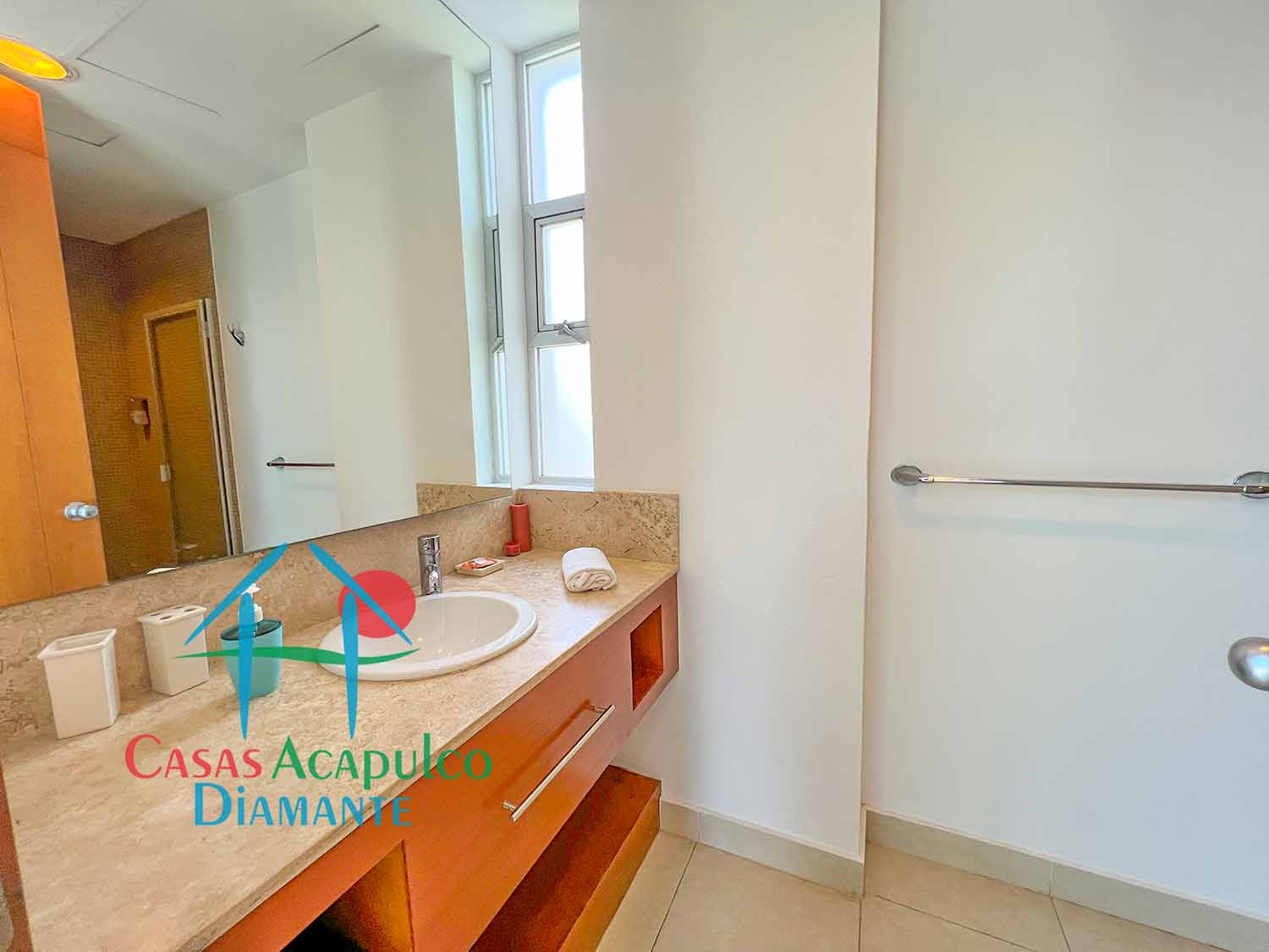 Mayan Lakes MT2 301 - Recámara principal 5